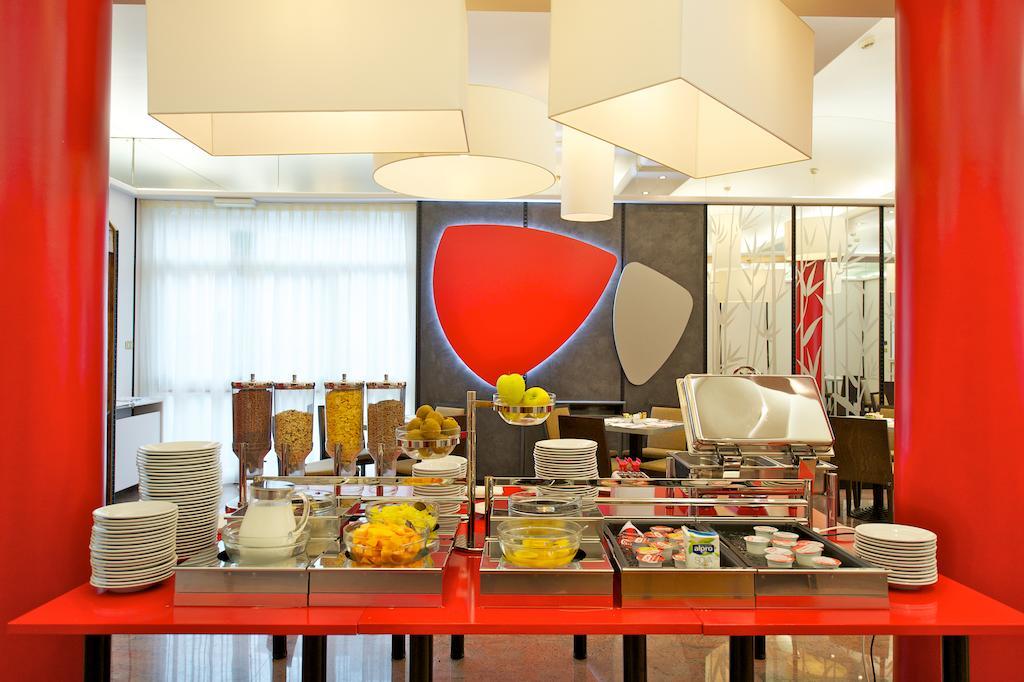 Ibis Styles Parma Toscanini Zewnętrze zdjęcie
