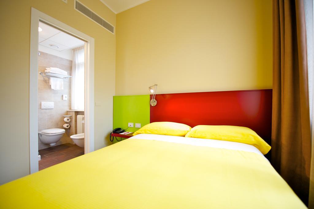 Ibis Styles Parma Toscanini Zewnętrze zdjęcie