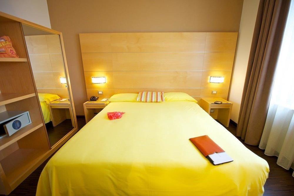 Ibis Styles Parma Toscanini Zewnętrze zdjęcie